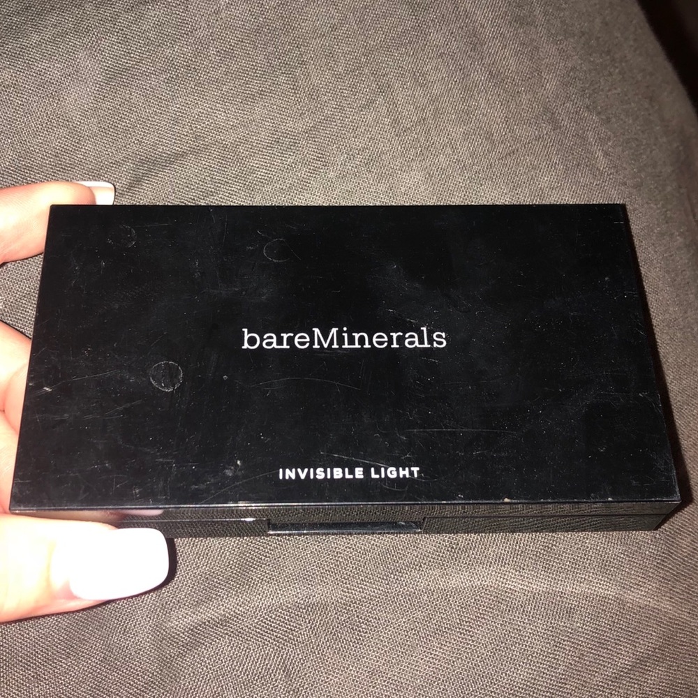 Bare Minerals Invisible Light Translucent Powder